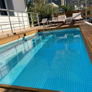 Sadiku With Sea View Apartament Saranda